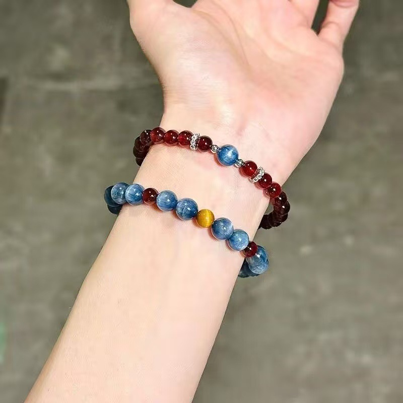 Garnet Kyanite Beaded Bracelet - огляд і ціна Yoga Fitness Tracker